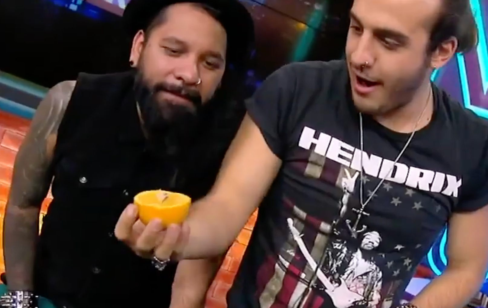 Billete Firmado a la Naranja - DVD Online